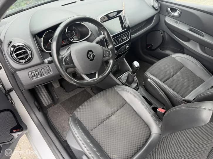 Renault Clio foto 2