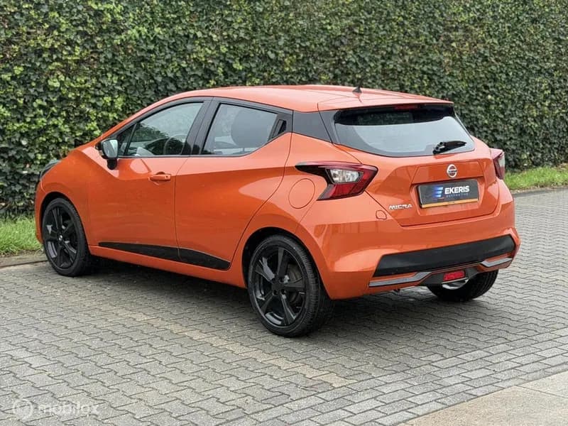 Nissan Micra foto 2