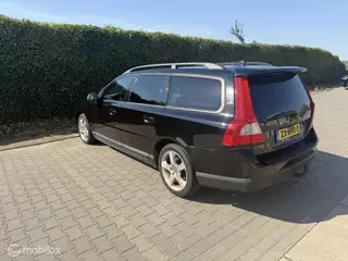 Volvo V70 2.5T Momentum