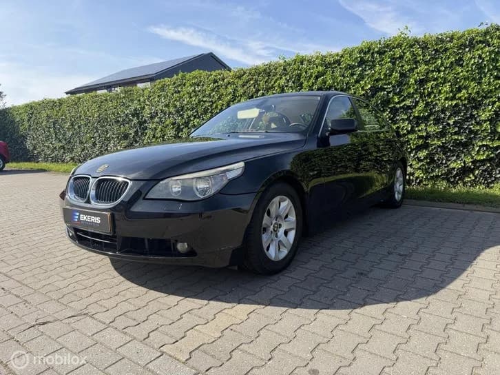 BMW 5-serie 523i foto 4