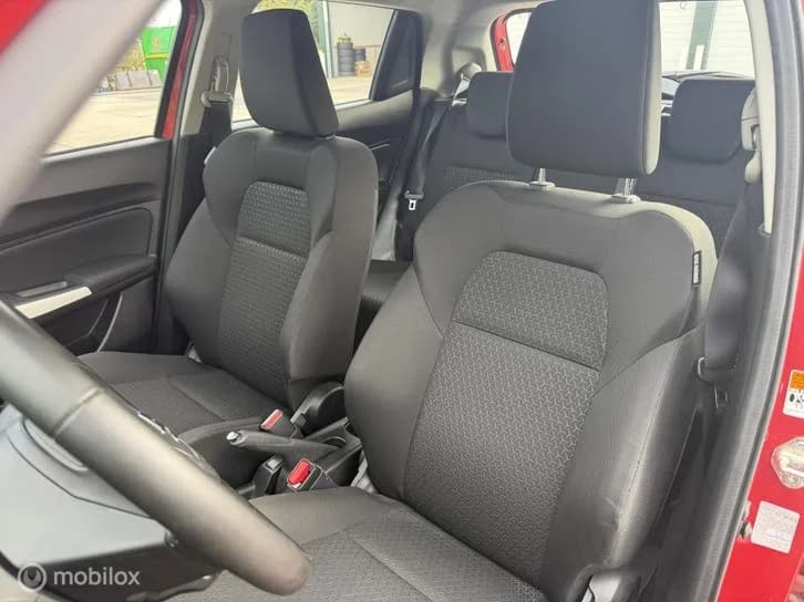 Suzuki Swift foto 5