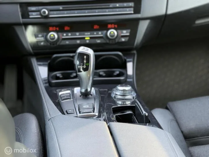 BMW 5-serie Touring foto 6