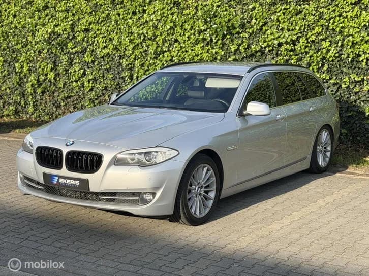 BMW 5-serie Touring foto 8