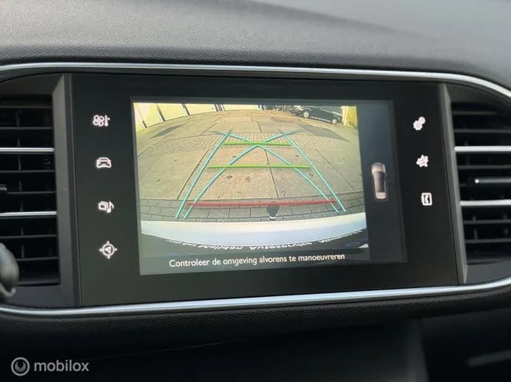 Peugeot 308 SW foto 8