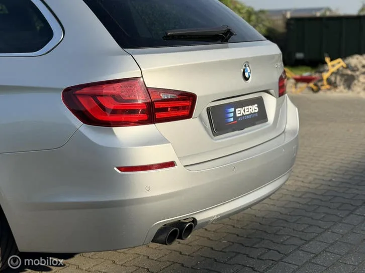 BMW 5-serie Touring foto 10
