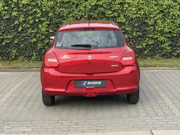 Suzuki Swift foto 11