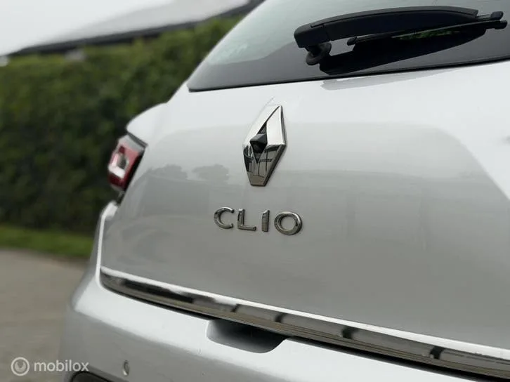 Renault Clio foto 11