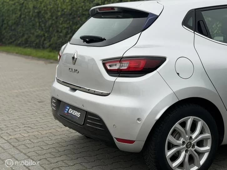 Renault Clio foto 12