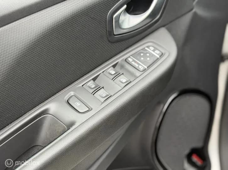 Renault Clio foto 13