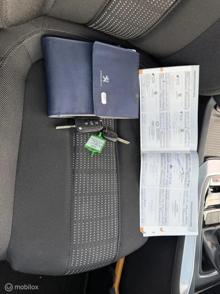 Peugeot 308 SW foto 14
