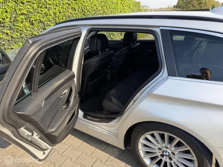 BMW 5-serie Touring foto 18