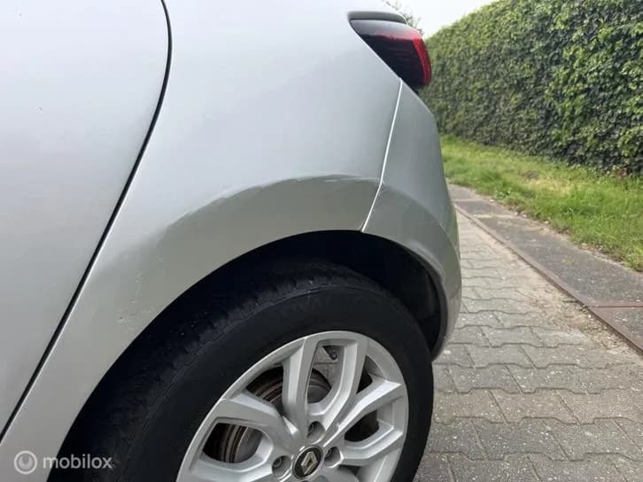 Renault Clio foto 18