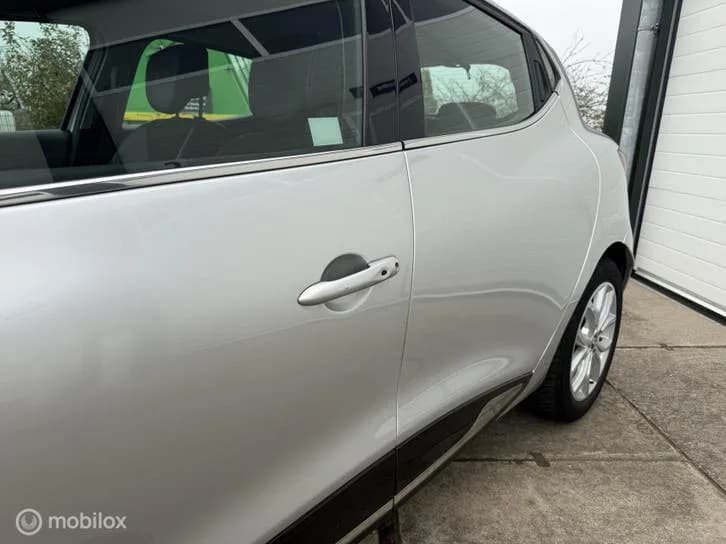Renault Clio foto 19