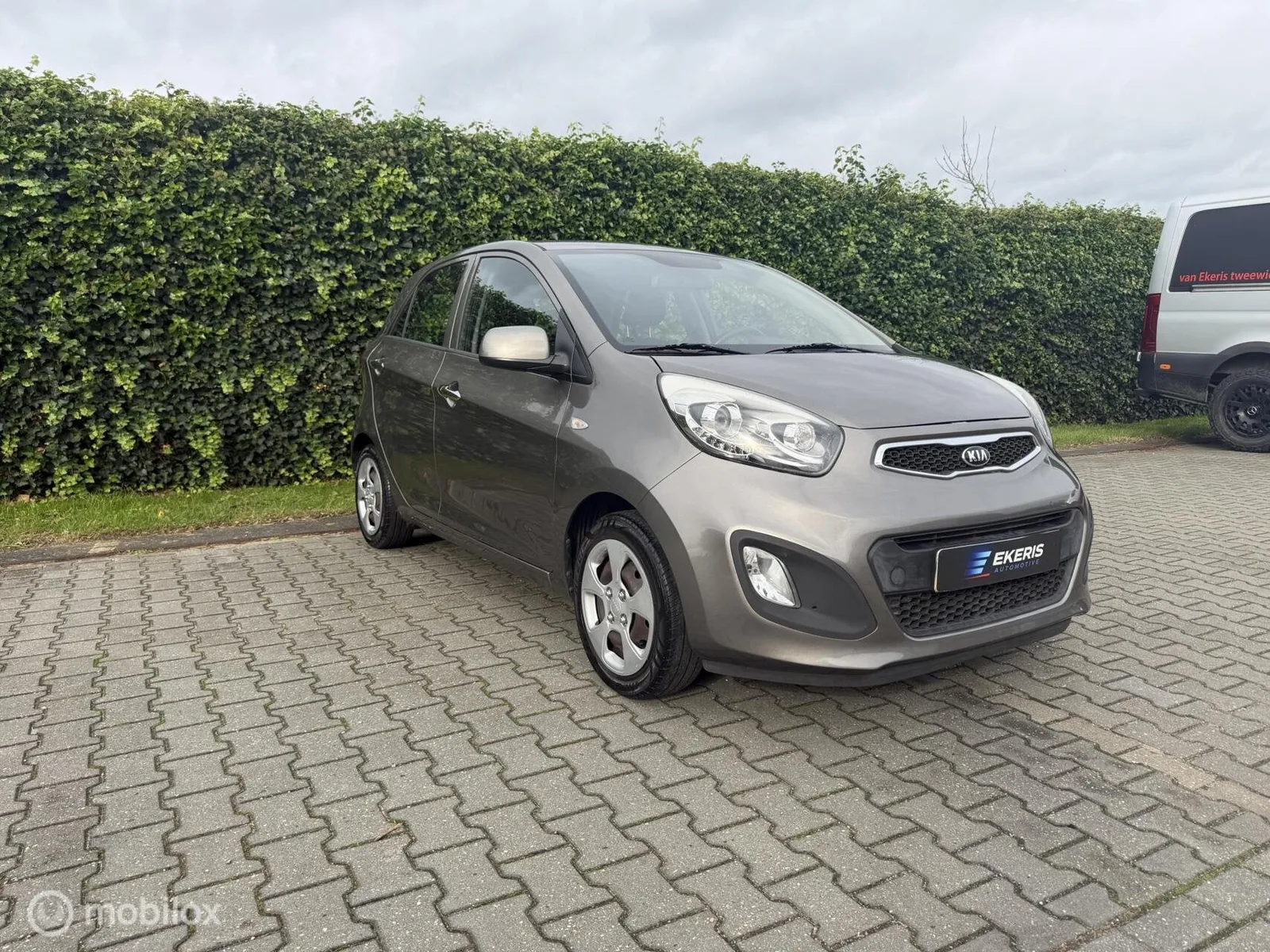 Kia Picanto foto 15
