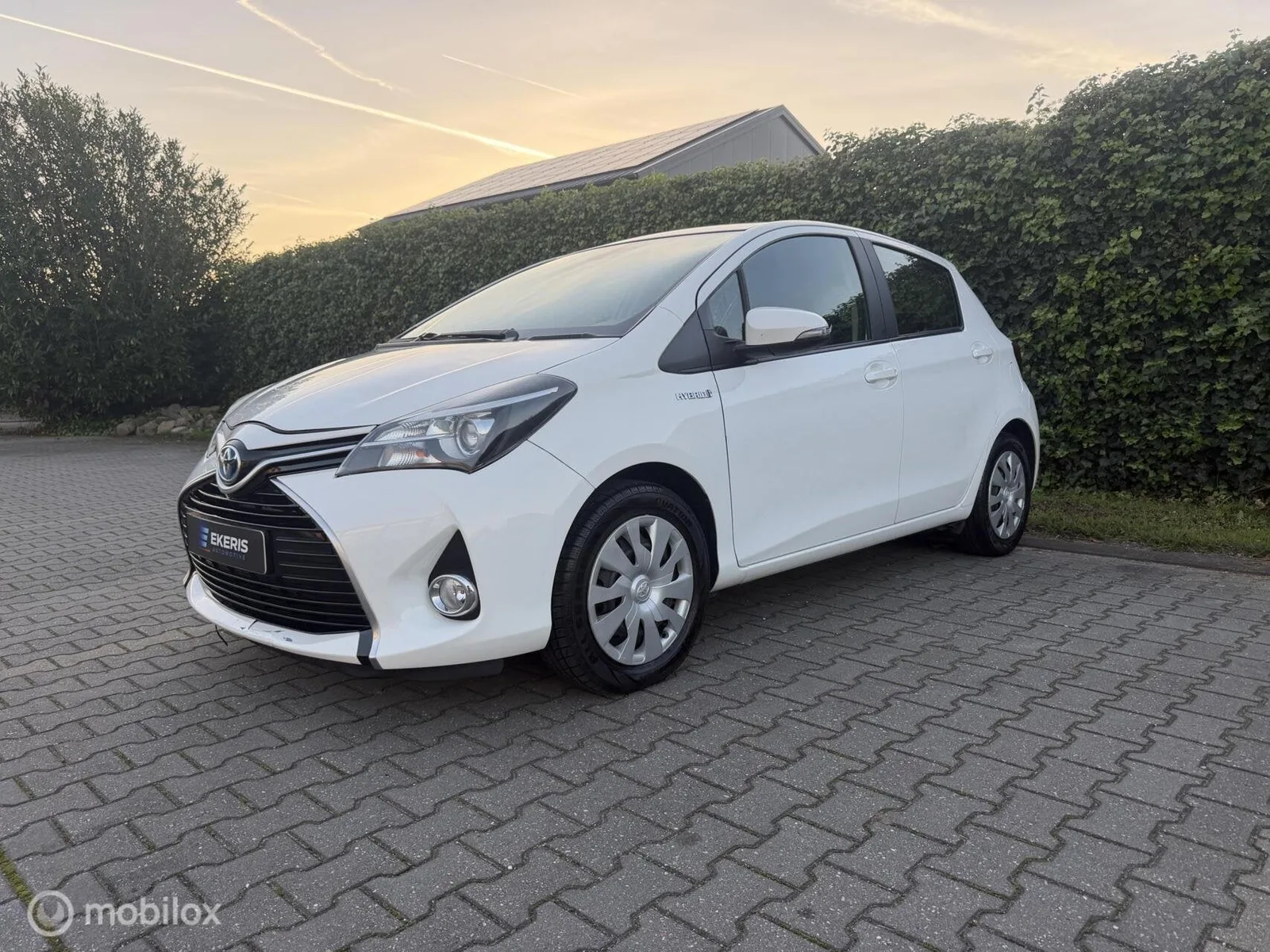 Toyota Yaris foto 12