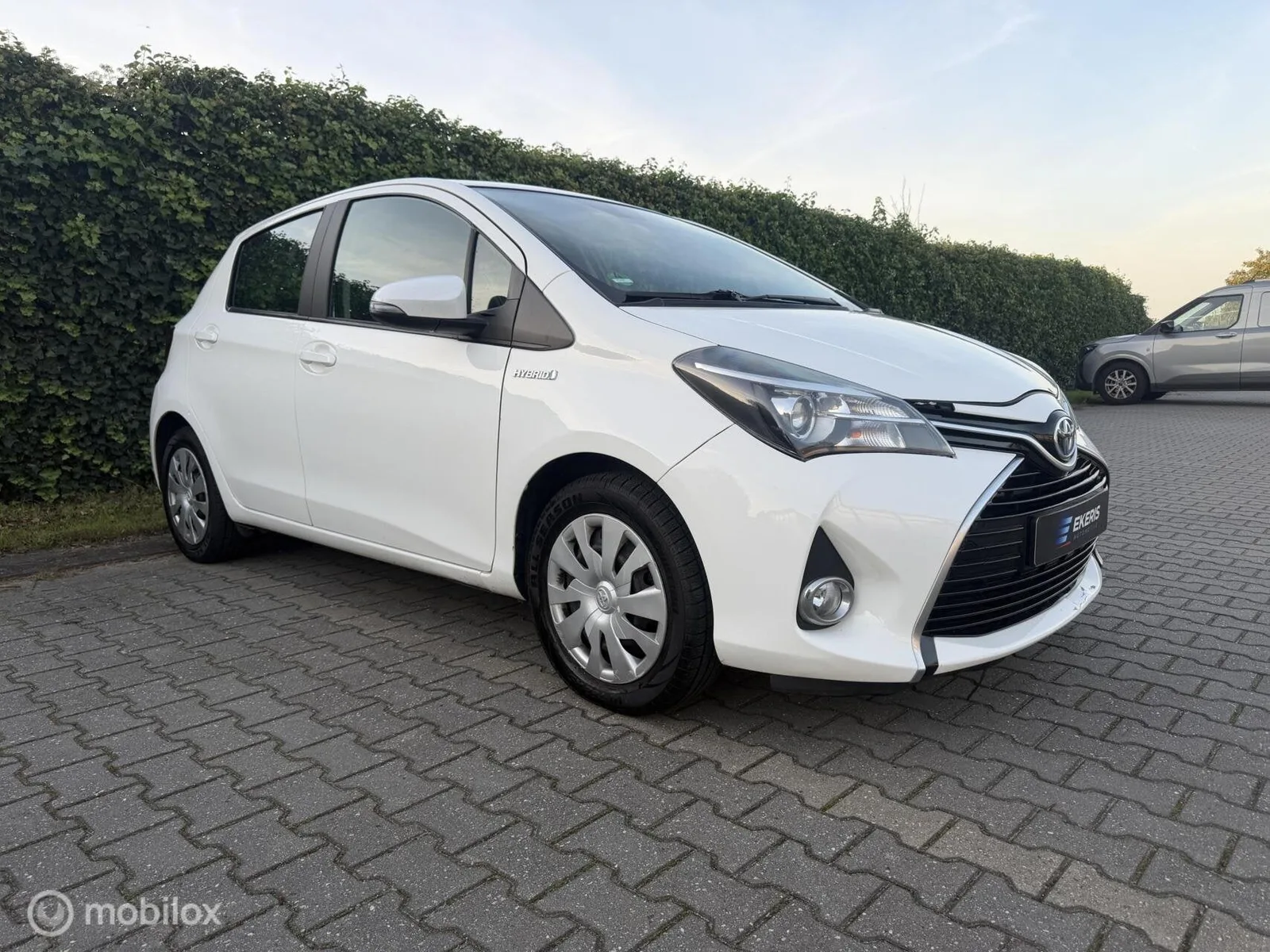 Toyota Yaris foto 13