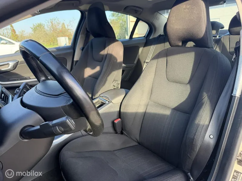 Volvo S60 foto 3